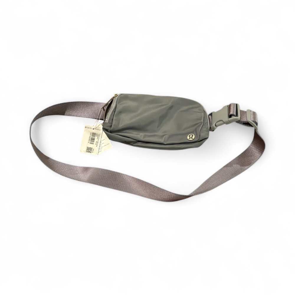 Stylish Gray Lululemon belt Bag